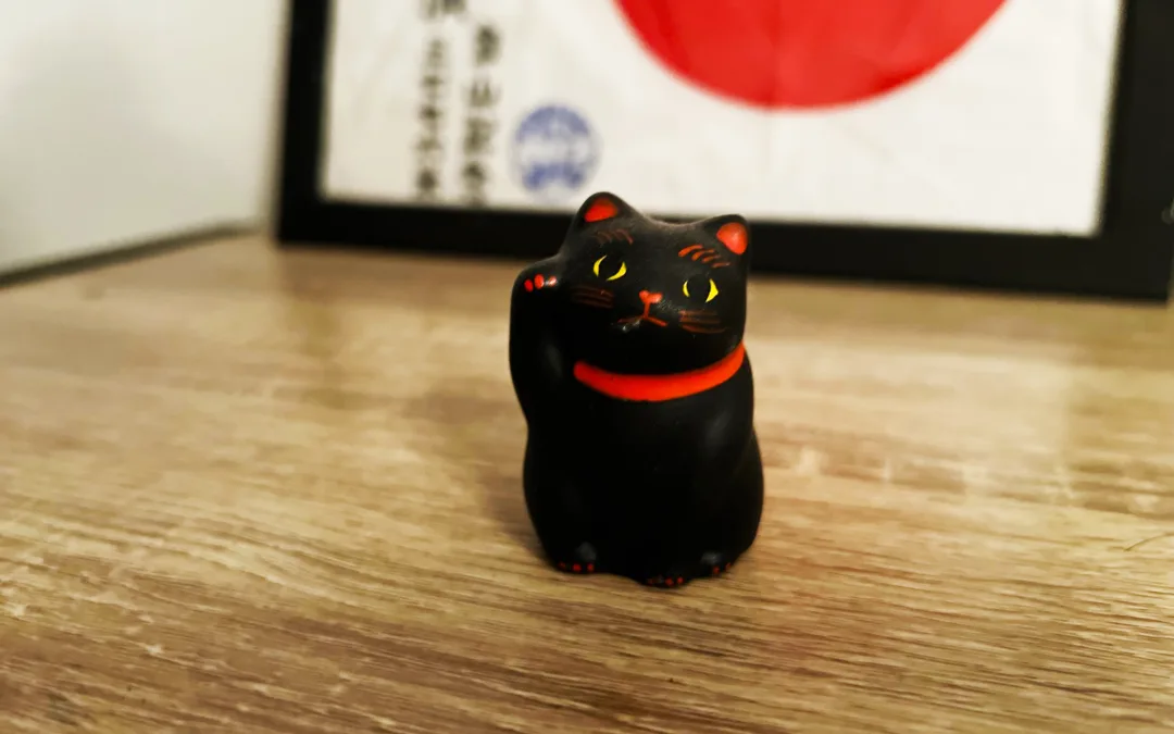 Maneki-neko: kočka, která zve štěstí do domu i do podnikání